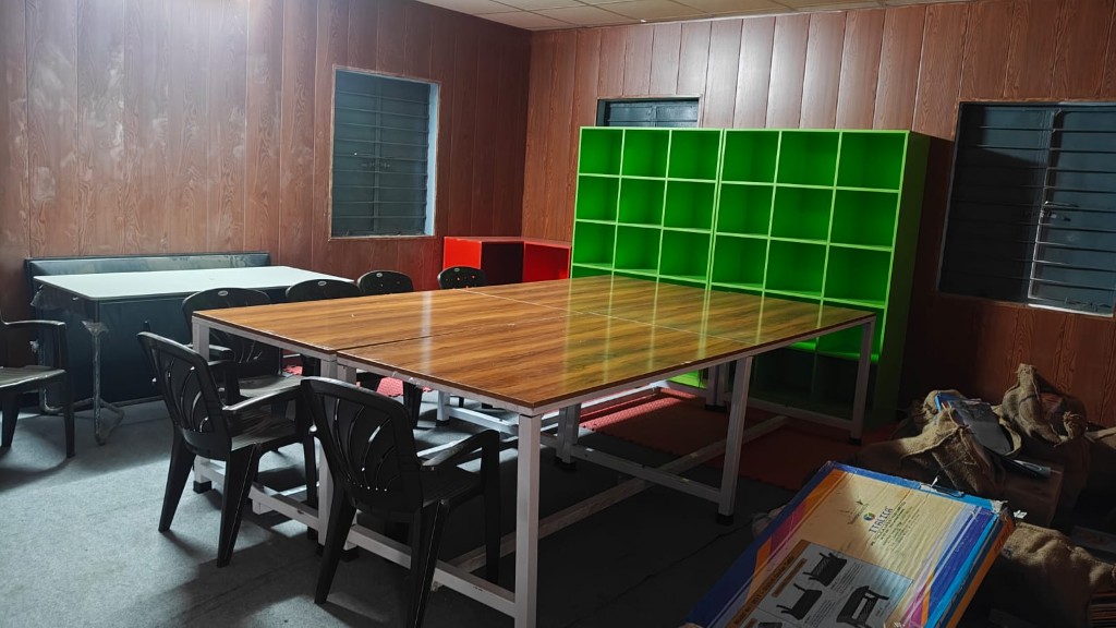 Library at PM Shri ZPHS, Nildoh